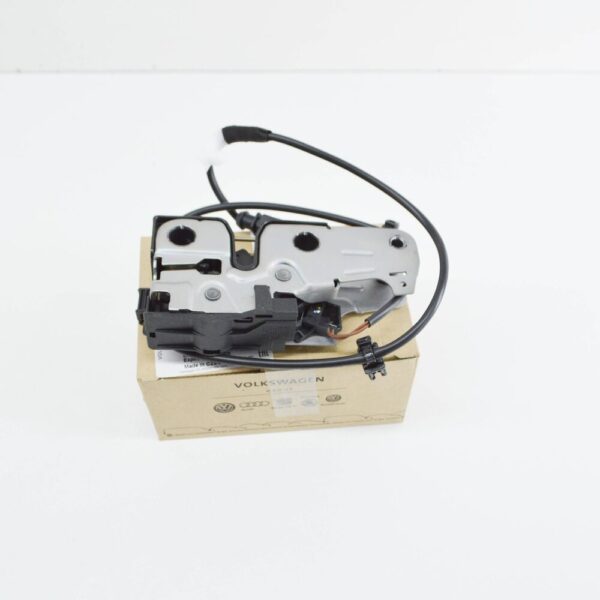 3C1823509H - Volkswagen PASSAT CC bonnet cover lock LHD 3C1823509H NEW