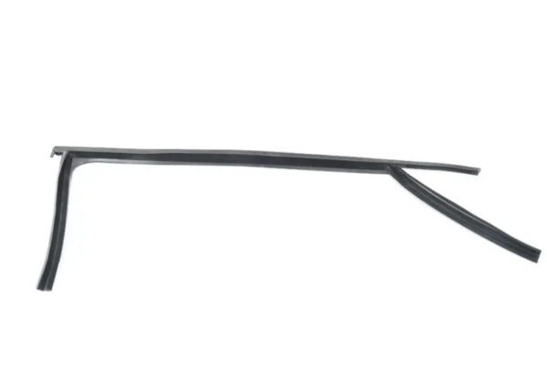 3C4837432F5AP - NEW VOLKSWAGEN PASSAT B7 FRONT RIGHT DOOR WINDOW GUIDE 3C4837432F5AP ORIGINAL