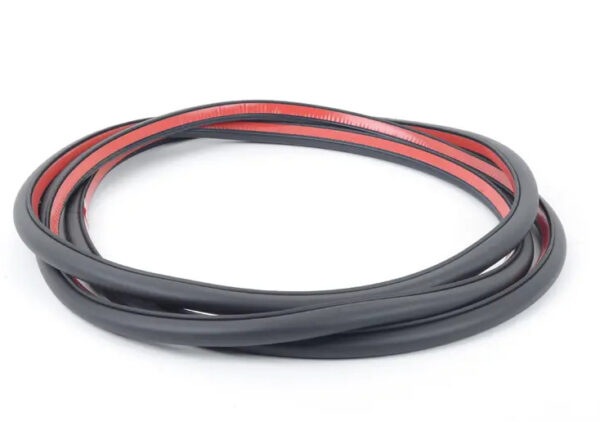 3C4837702D5AP - NEW VW PASSAT 3C B6 FRONT RIGHT OUTER DOOR GASKET 3C4837702D5AP ORIGINAL