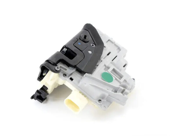 3C4839015B - NEW VW TIGUAN 5N REAR LEFT DOOR LOCK 3C4839015B ORIGINAL
