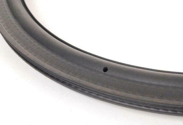 3C5827705 - NEW VOLKSWAGEN PASSAT B6 REAR LID GASKET 3C5827705 ORIGINAL