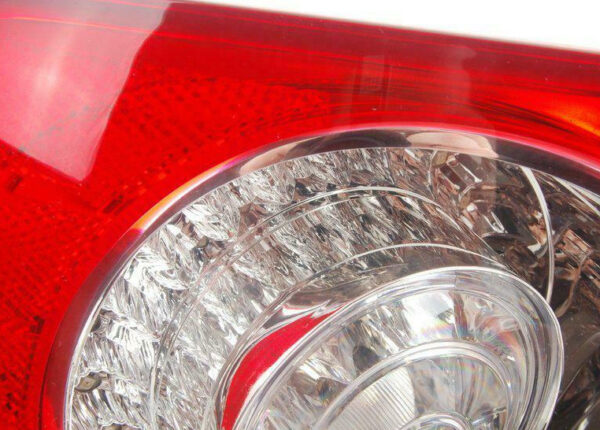 3C5945095J - NEW VOLKSWAGEN PASSAT B6 REAR LEFT OUTER TAILLIGHT 3C5945095J ORIGINAL