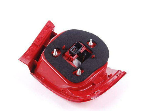 3C5945096J - NEW VOLKSWAGEN PASSAT B6 REAR RIGHT OUTER TAILLIGHT 3C5945096J ORIGINAL