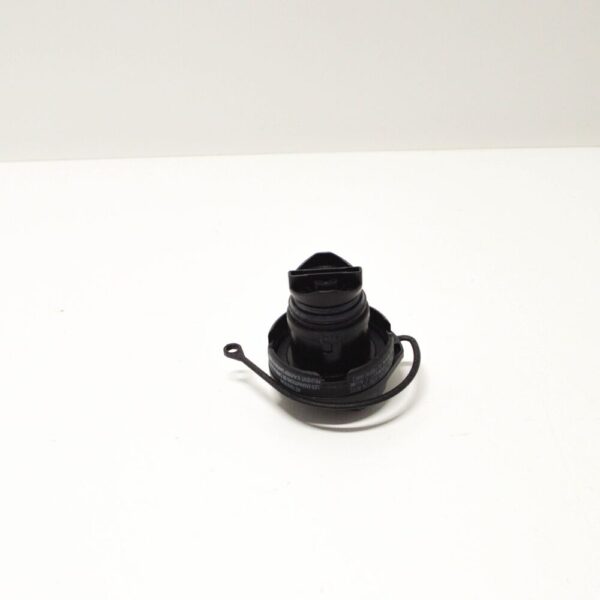 3C8201550 - OEM VOLKSWAGEN CC FUEL TANK CAP 3C8201550 GENUINE