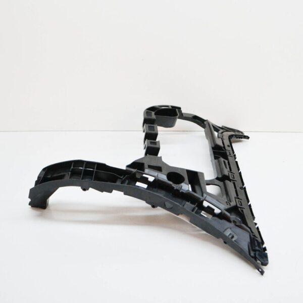 3C8807376B - NEW VW PASSAT CC 357 REAR BUMPER RIGHT SIDE SUPPORT BRACKET 3C8807376B