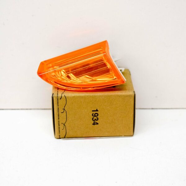 3C8807718ABu - New Genuine VW PASSAT CC Front Bumper O/S Right Amber Turn Signal Reflector OEM