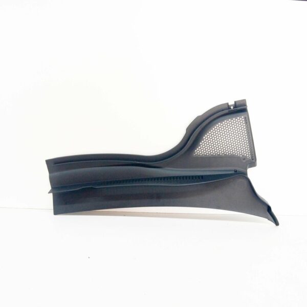 3C88194049B9 - NEW VW PASSAT CC 357 FRONT RIGHT WATER DEFLECTOR LHD 3C88194049B9