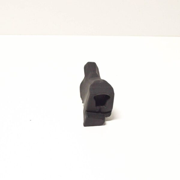 3C8823730A - NEW VOLKSWAGEN CC RIGHT HOOD BONNET SEAL FILLER PIECE 3C8823730A ORIGINAL