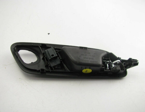 3C8837113GOKR - NEW VW CC 35 FRONT LEFT INSIDE DOOR HANDLE 3C8837113GOKR ORIGINAL