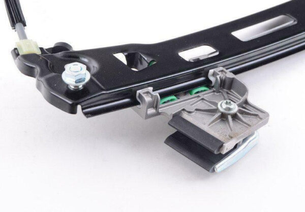 3C8837462M - NEW VOLKSWAGEN CC FRONT RIGHT DOOR WINDOW REGULATOR 3C8837462M ORIGINAL
