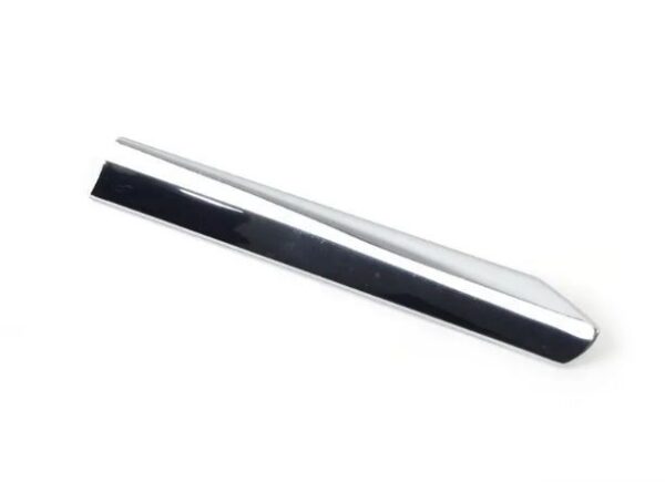 3C88537642ZZ - New Genuine VOLKSWAGEN CC Front Bumper Lower O/S Right Grill Trim Ring Molding