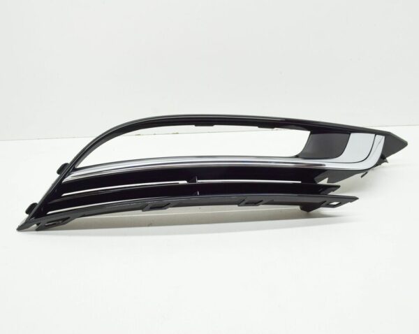 3C8854662041 - NEW VOLKSWAGEN CC 358 RIGHT FOG LIGHT GRILLE 3C8854662041 3C8854662 041 ORIGINAL