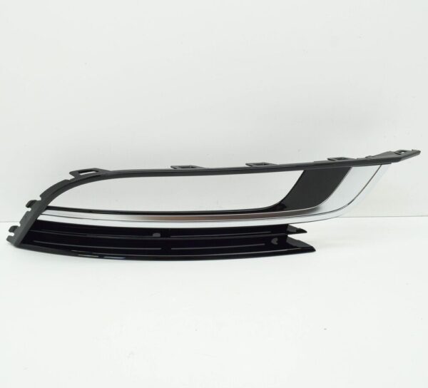 3C8854662041 - NEW VOLKSWAGEN CC 358 RIGHT FOG LIGHT GRILLE 3C8854662041 3C8854662 041 ORIGINAL