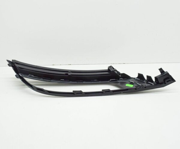 3C8854662041 - NEW VOLKSWAGEN CC 358 RIGHT FOG LIGHT GRILLE 3C8854662041 3C8854662 041 ORIGINAL