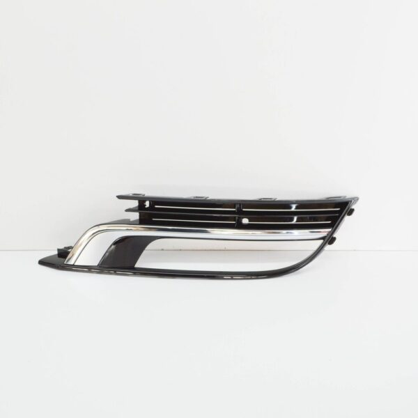 3C8854662A041 - NEW VOLKSWAGEN CC 358 RIGHT FOG LIGHT GRILLE 3C8854662A041 3C8854662A 041