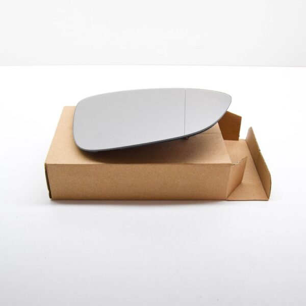 3C8857522A - NEW VW EOS 1F7 FRONT RIGHT MIRROR GLASS HEATED 3C8857522A ORIGINAL