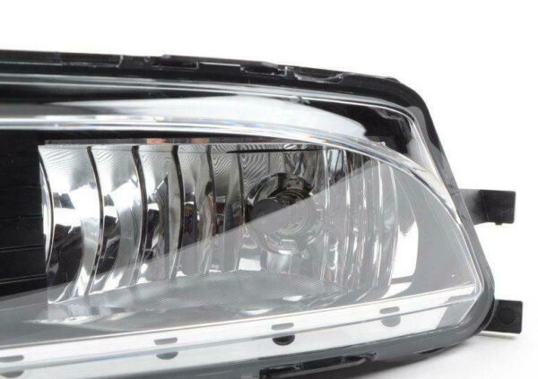 3C8941699 - NEW VOLKSWAGEN CC FRONT LEFT HALOGEN FOG LIGHT 3C8941699