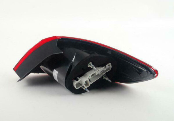 3C8945095G - NEW VOLKSWAGEN PASSAT CC REAR LEFT OUTER TAILLIGHT 3C8945095G ORIGINAL