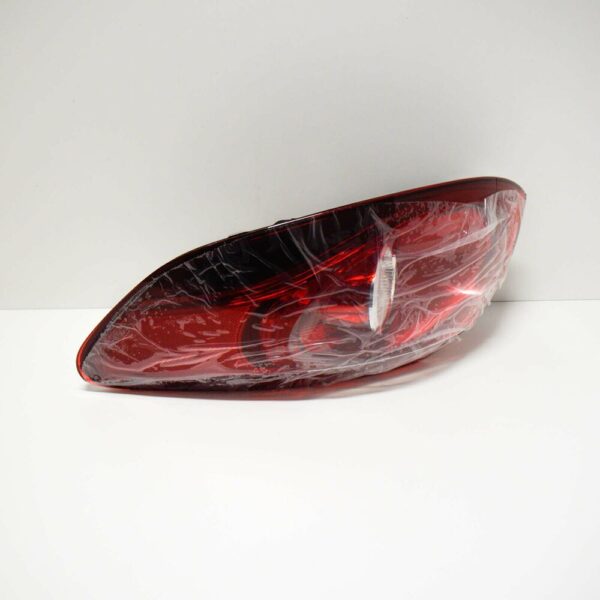 3C8945208S - NEW VOLKSWAGEN PASSAT CC REAR RIGHT OUTER TAIL LIGHT LAMP 3C8945208S ORIGINAL
