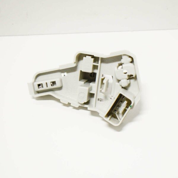 3C8945257A - NEW VOLKSWAGEN PASSAT CC 357 REAR LEFT TAILLIGHT BULB HOLDER 3C8945257A