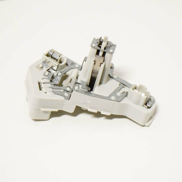 3C8945257A - NEW VOLKSWAGEN PASSAT CC 357 REAR LEFT TAILLIGHT BULB HOLDER 3C8945257A