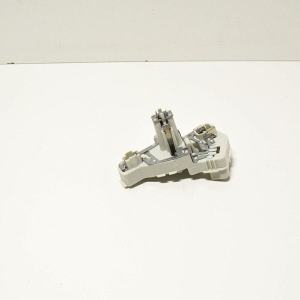3C8945258A - NEW VW PASSAT CC A6 REAR RIGHT TAILLIGHT BULB HOLDER 3C8945258A 2011