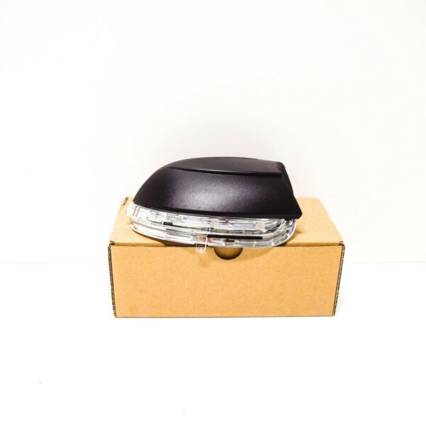 3C8949101D - NEW VW BEETLE 5C LEFT WING MIRROR COVER W INDICATOR 3C8949101D GENUINE