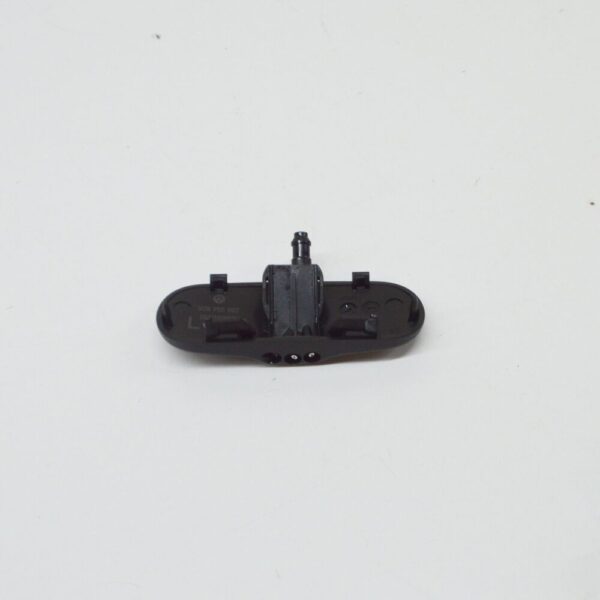3C89559879B9 - VW PASSAT CC 357 left windshield washer nozzle 3C89559879B9 new original