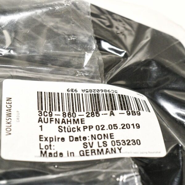 3C9860285A9B9 - NEW VOLKSWAGEN PASSAT 3C WARNING TRIANGLE HOLDER 3C9860285A9B9 ORIGINAL