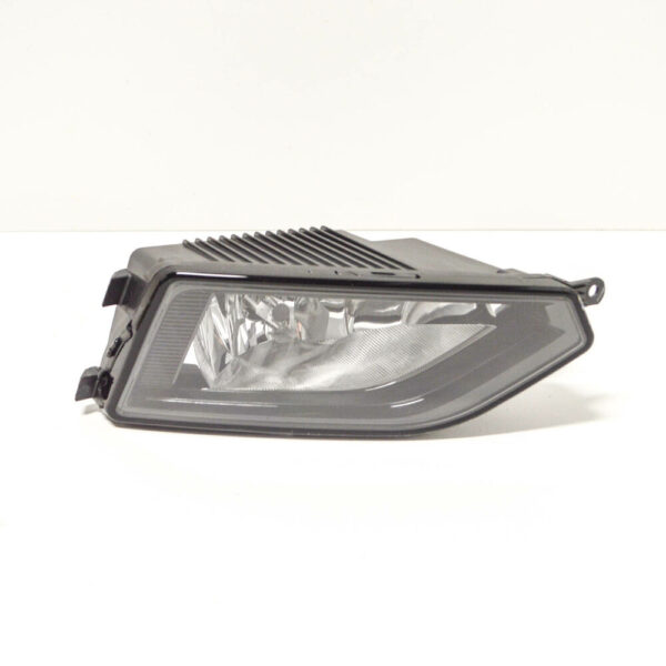 3CN941662 - NEW VOLKSWAGEN ATLAS FRONT RIGHT FOG LIGHT 3CN941662