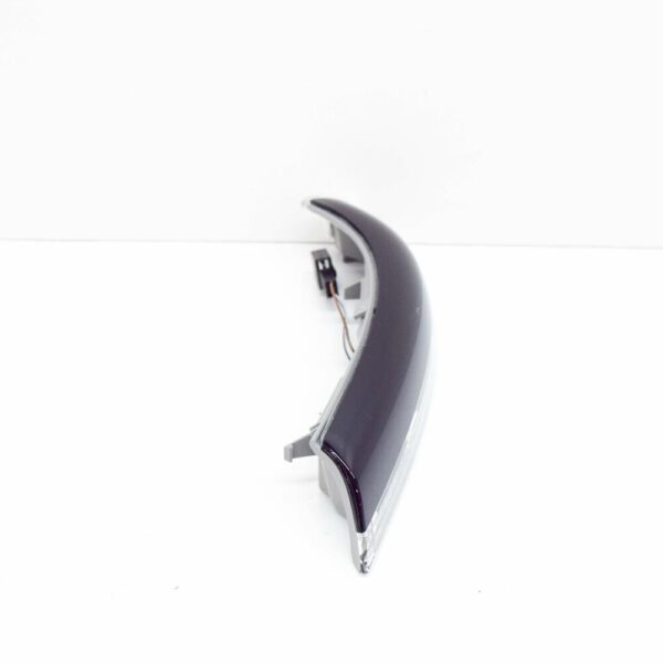 3D0949102B - NEW VW PHAETON GP3 FRONT RIGHT DOOR MIRROR TURN INDICATOR 3D0949102B
