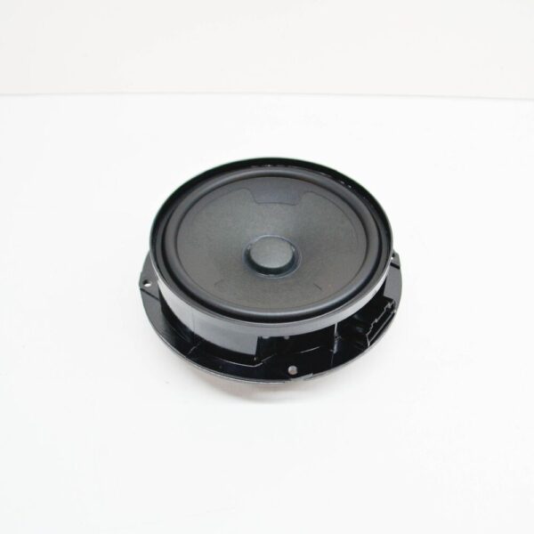 3G0035453 - VW PASSAT B8 Rear Door Bass Loudspeaker 3G0035453 NEW GENUINE