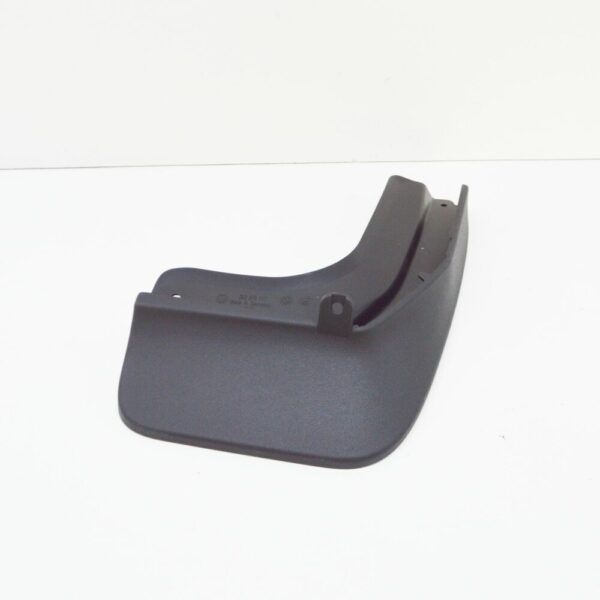 3G0075111 - NEW VW PASSAT B8 FRONT MUD FLAPS SET 3G0075111