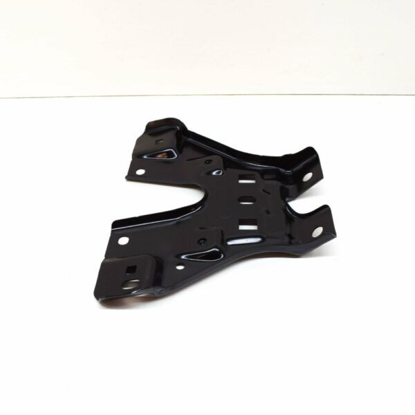 3G0805567A - NEW VOLKSWAGEN PASSAT B8 FRONT CNETRE LOCK CARRIER SUPPORT 3G0805567A ORIGINAL