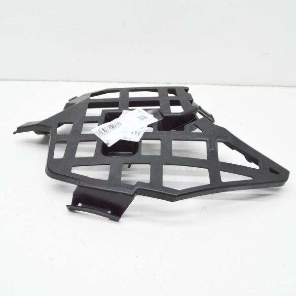 3G0807177D - NEW VOLKSWAGEN PASSAT B8 FRONT LEFT BUMPER BRACKET 3G0807177D