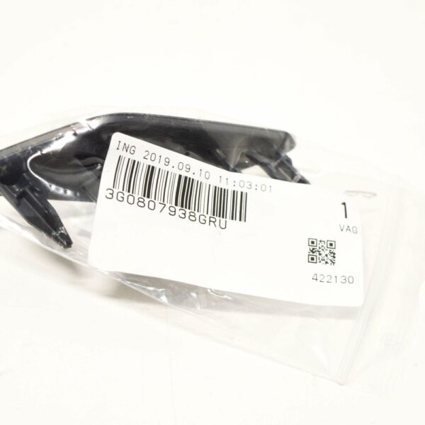 3G0807938GRU - NEW VW PASSAT B8 FRONT BUMPER HEADLIGHT WASHER COVER RIGHT 3G0807938GRU ORIGINAL