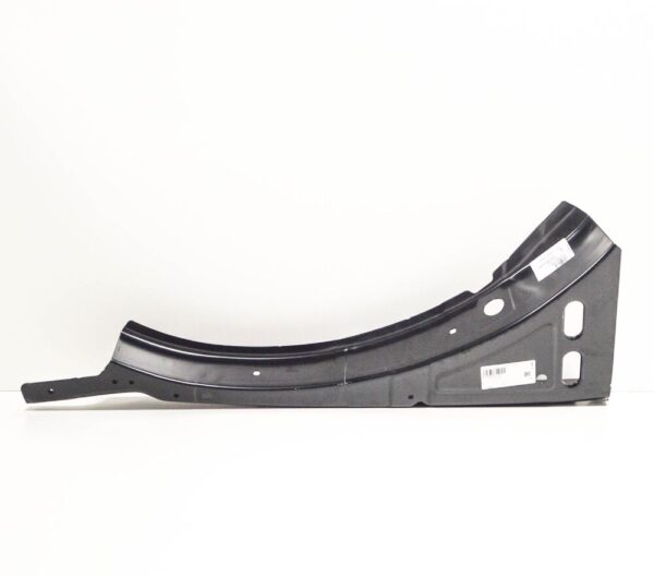 3G0810136 - VW Passat B8 front right upper outer fender side carrier 3G0810136 NEW