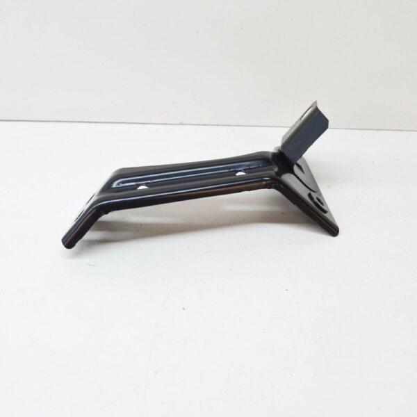3G0821141A - VOLKSWAGEN PASSAT B8 FRONT LEFT WING BRACKET 3G0821141A NEW GENUINE