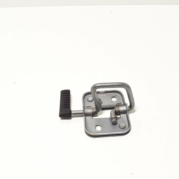 3G0823186B - NEW VOLKSWAGEN PASSAT B8 CATCH HOOK BONNET STRIKER 3G0823186B
