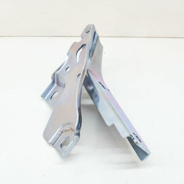 3G0823301 - NEW VW PASSAT ALLTRACK B8 FRONT BONNET LEFT HINGE 3G0823301 ORIGINAL