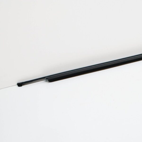 3G0837480 - Volkswagen Passat B8 door window strip front right 3G0837480 NEW original