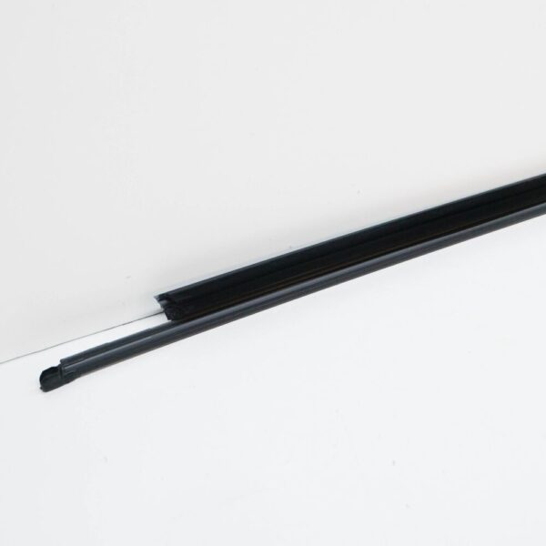 3G0837480 - Volkswagen Passat B8 door window strip front right 3G0837480 NEW original