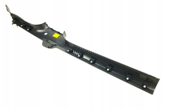 3G0853372L82V - NEW VOLKSWAGEN PASSAT B8 RIGHT SIDE SILL TRIM STRIP 3G0853372L82V