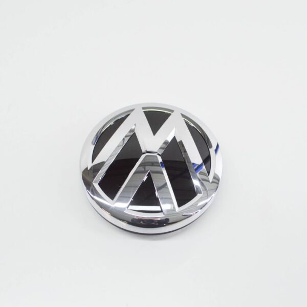 3G0853600DPJ - NEW VOLKSWAGEN PASSAT B8 3G FRONT RADIATOR GRILLE BADGE 3G0853600DPJ ORIGINAL