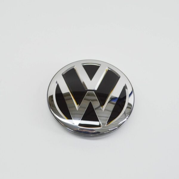 3G0853601DJZA - NEW VW PASSAT B8 3G RADIATOR GRILLE LOGO EMBLEM 3G0853601DJZA ORIGINAL