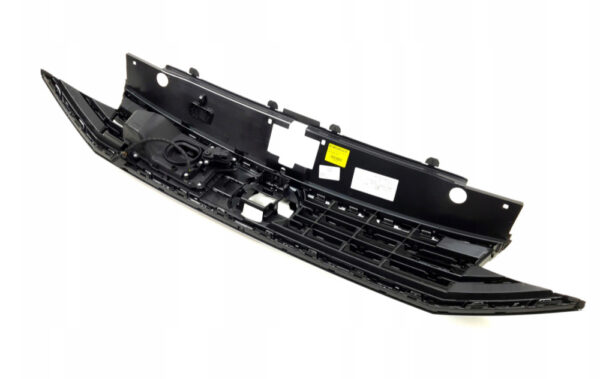 3G0853651CHBKZ - NEW VOLKSWAGEN PASSAT B8 RADIATOR GRILLE 3G0853651CHBKZ ORIGINAL