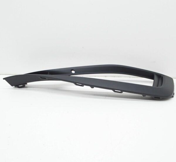 3G0853666K9B9 - NEW VOLKSWAGEN PASSAT B8 FRONT RIGHT GRILL 3G0853666K9B9 2016