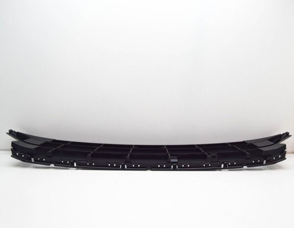 3G0853671B9B9 - NEW VW PASSAT B8 3G FRONT CENTER LOWER BUMPER GRILLE 3G0853671B9B9 ORIGINAL