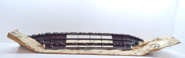 3G0853677Q9B9 - VW Passat B8 3G Front Lower Bumper Vent Grille 3G0853677Q9B9 NEW GENUINE