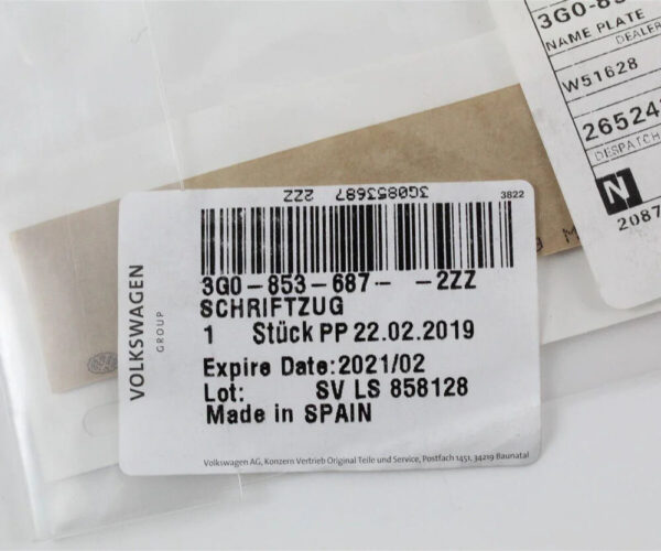 3G0853687A - VOLKSWAGEN PASSAT B8 3G Rear Inscription Badge 3G0853687A2ZZ NEW GENUINE